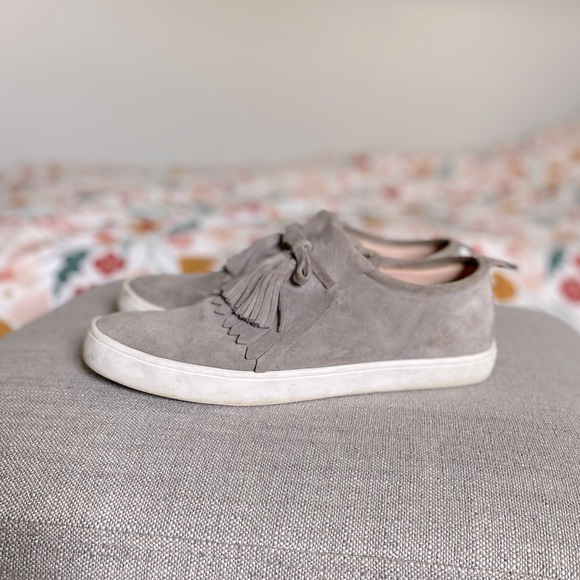 GUC Kate Spade ♠️ Suede Fringe Shoes - Picture 1 of 8